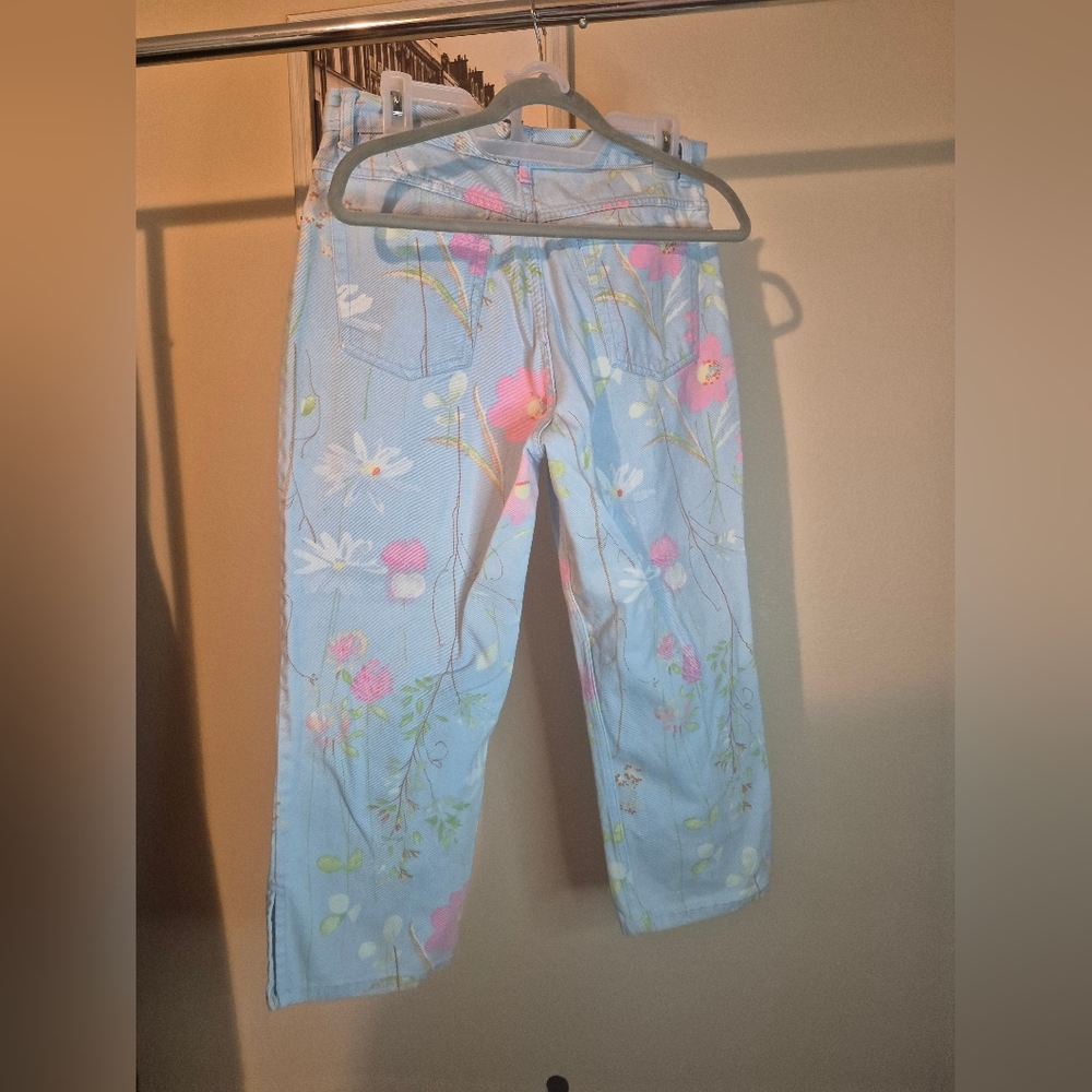 Bill Blass Light Blue Floral Jeans - Picture 5 of 6